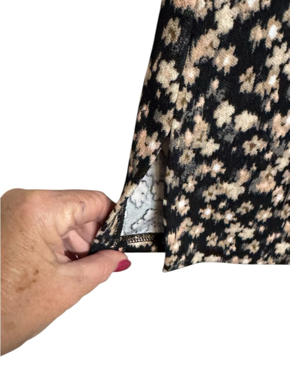 Isaac Mizrahi Black Floral Wide Leg Palazzo Pants    SMALL/MED        Bin  #10 - Picture 4 of 8